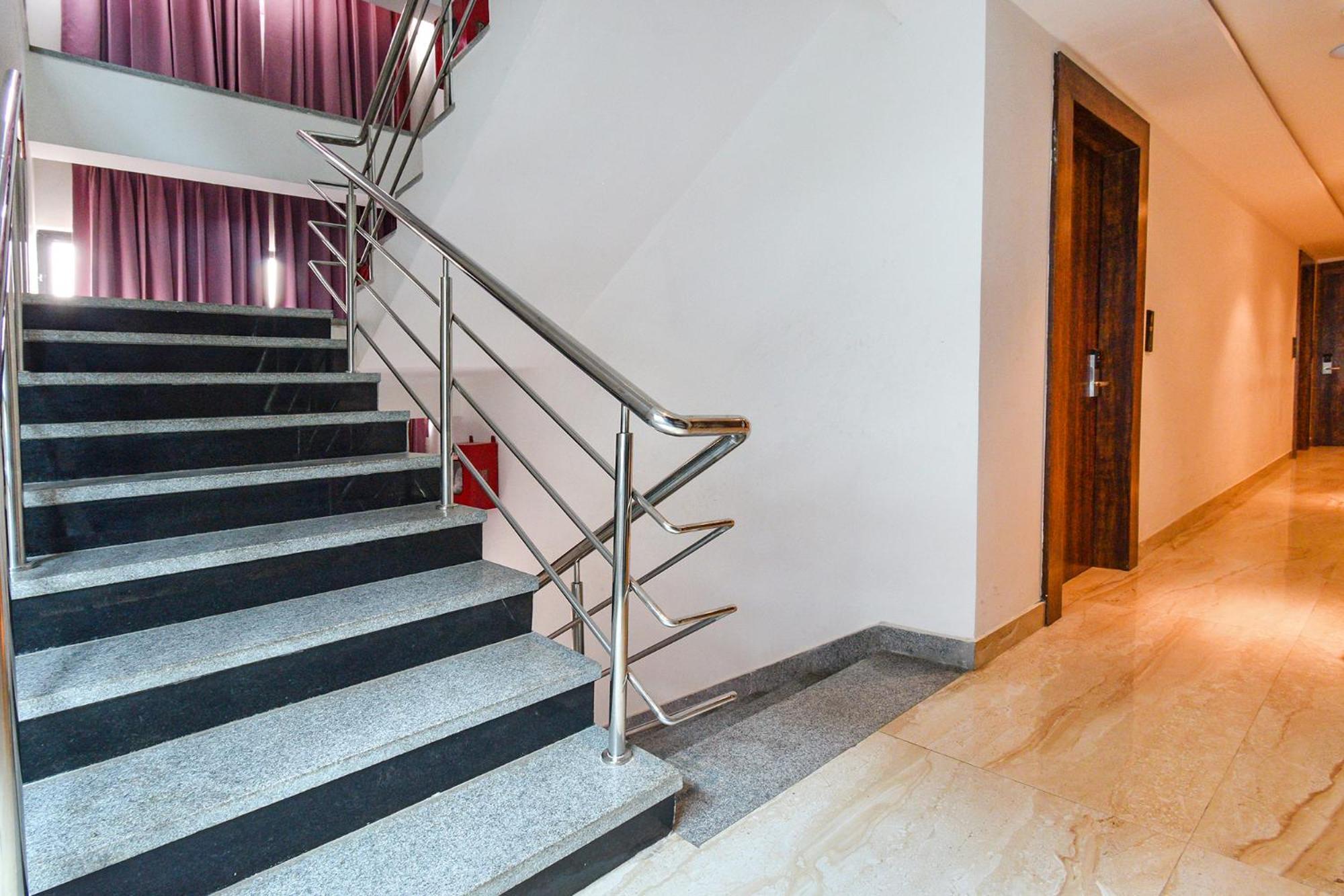 Fabhotel Prime Prowell Apex - Nr Kims Hospital, Hitech City Хидерабад Екстериор снимка